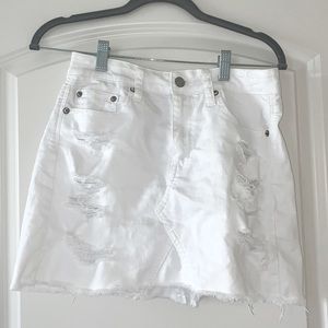 American Eagle white denim skirt